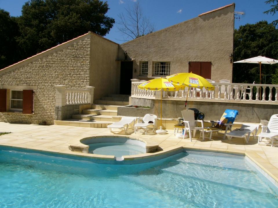 Affitto casa vacanze campagna peyruis
