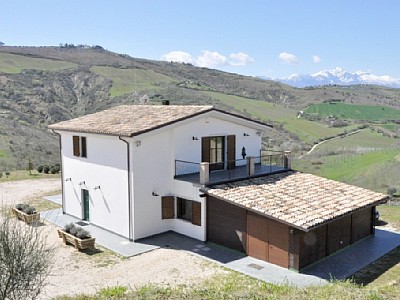 Affitto Villa Campagna Tre ciminiere di atri