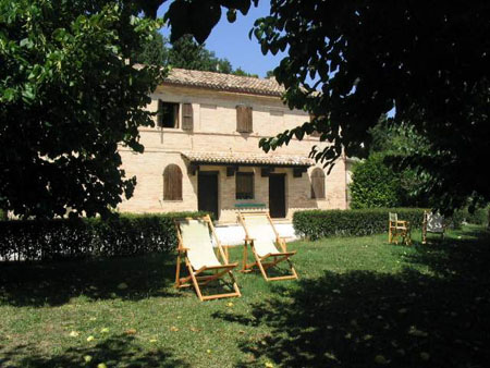 Affitto agriturismo campagna macerata