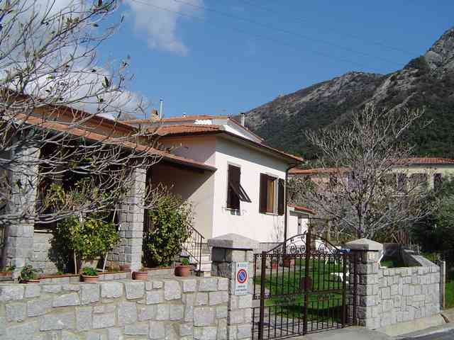 Affitto casa vacanze mare pomonte