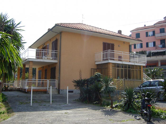 Affitto appartamento mare porto maurizio
